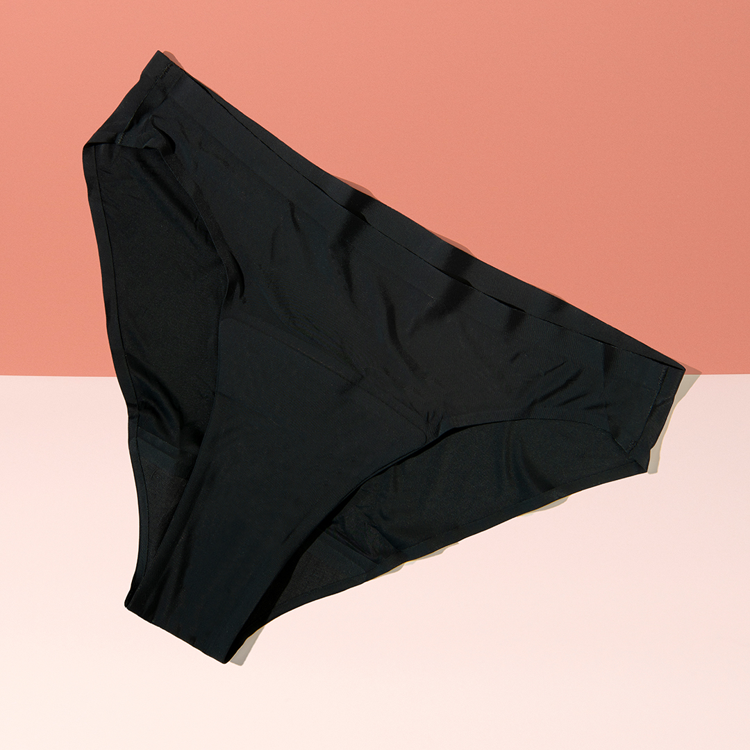 Flux Menstrual Underwear Seamless Bikini Black Front